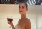 H Chiara Ferragni πόζαρε ολόγυμνη φορώντας μόνο... σαπουνάδες [εικόνα] - Κεντρική Εικόνα