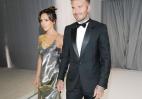H Victoria Beckham έβαλε στο γάμο του γιου της φόρεμα που θυμίζει νυχτικό  - Κεντρική Εικόνα