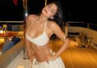 Crochet bikini: Η Kylie Jenner πόζαρε με πλεκτό μπικίνι και προκάλεσε χαμό - Κεντρική Εικόνα